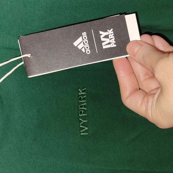 Ivy Park Dark Green Tshirt - Picture 2 of 11